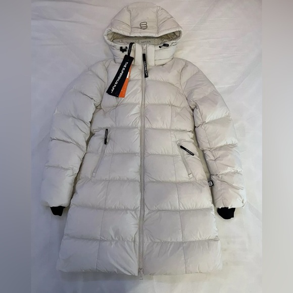 Aritzia Supersnug Puff Mid - Picture 1 of 9